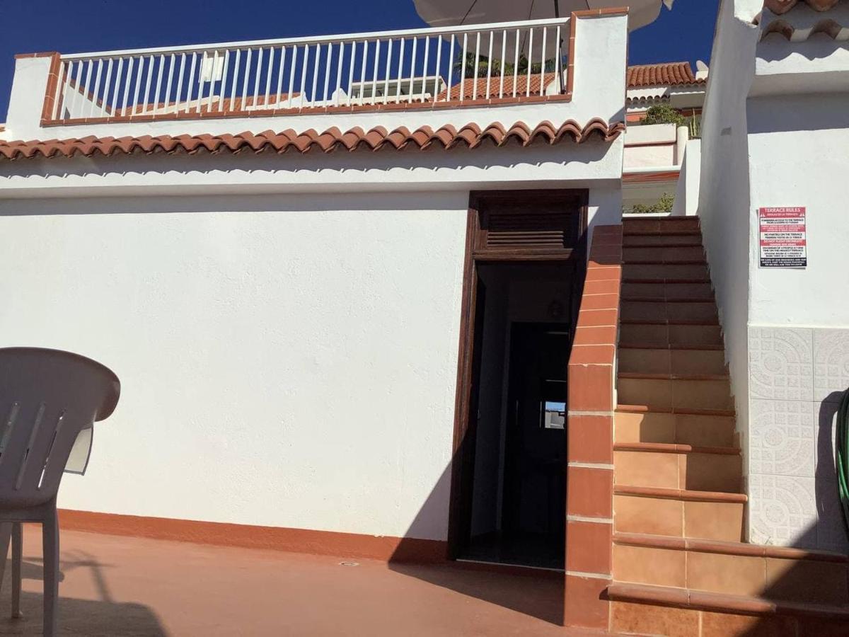 Hotel Banana Surf House Los Cristianos  Exteriér fotografie